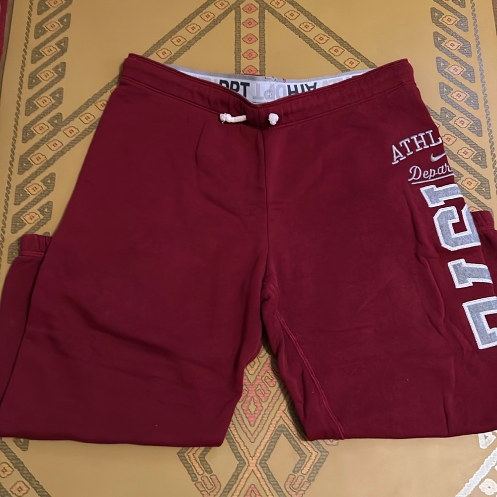NIKE Athletic Dept. Crop Sweat Pants Joggers Lounge Size S